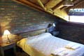 Dormitorio balconado
